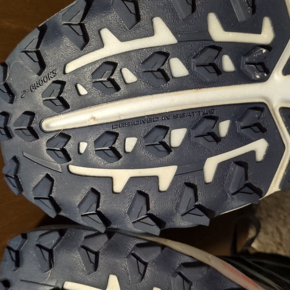 Brooks Caldera 7 Women's Size 8 - Picture 13 of 14